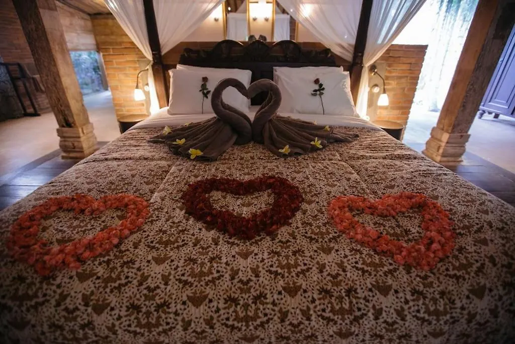 ヴィラ スミニャック Wahyu Wonderful Private Honeymoon Jogloヴィラ