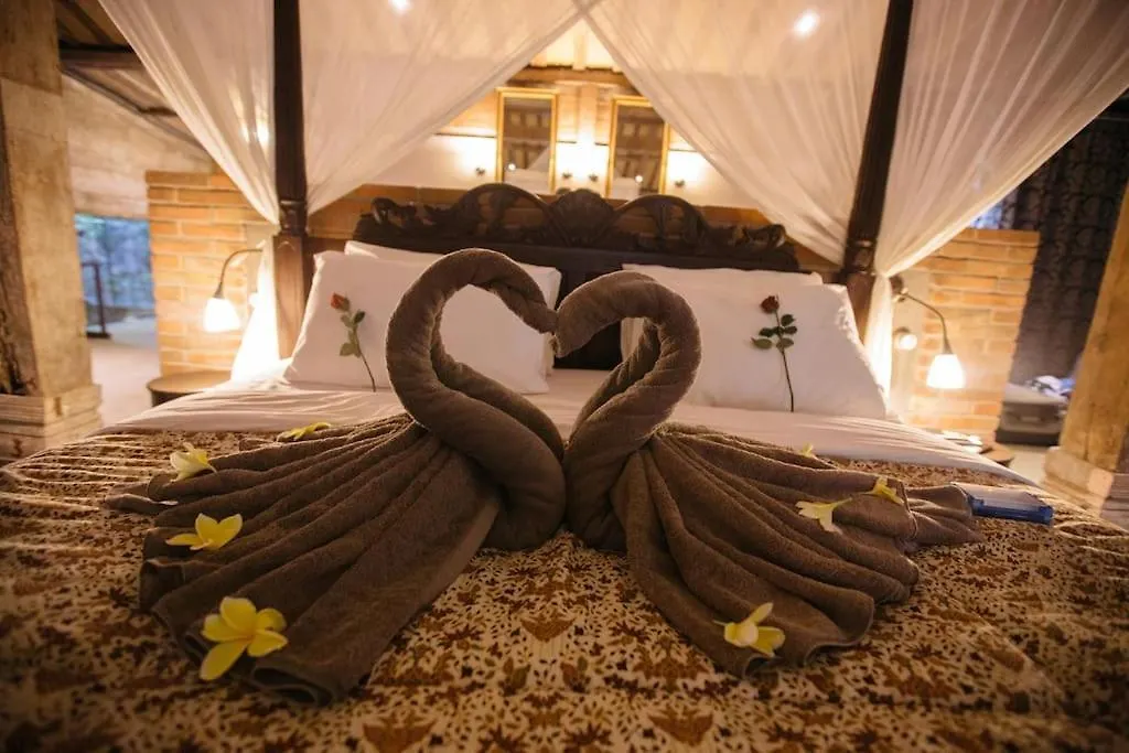 ヴィラ スミニャック Wahyu Wonderful Private Honeymoon Jogloヴィラ