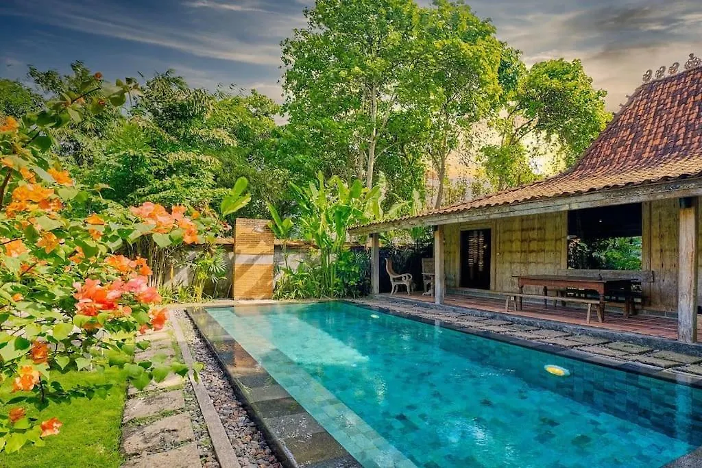 Wahyu Wonderful Private Honeymoon Joglo Βίλα Σεμινιάκ 0*,  Ινδονησία
